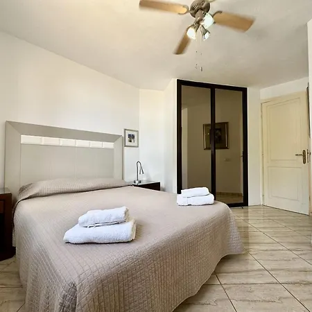 Vacation Station, Golf Del Sur