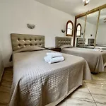 Vacation Station, Golf Del Sur فيلة *