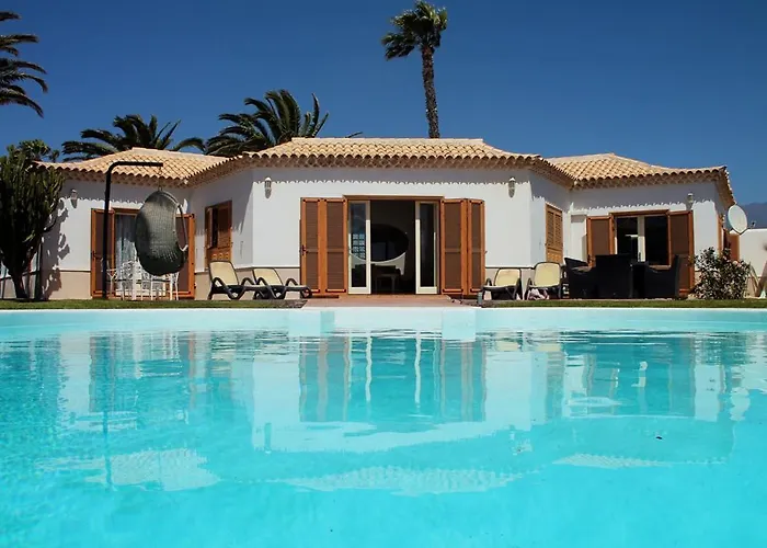 Vacation Station, Golf Del Sur * 圣米格尔德阿沃纳